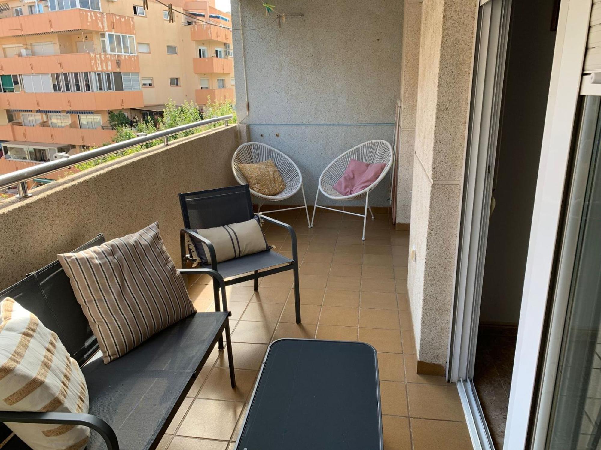Appartamento Apto Con Piscina. No Uses Coche Vacaciones. *